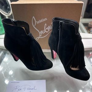 🛑 SOLD 🛑 Christian Louboutin Suede Tassel Boots